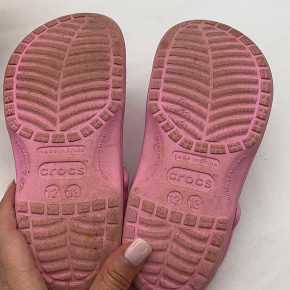 CROCS Girl's Pink Traditional Clogs. CR3856A - Picture 5 of 5